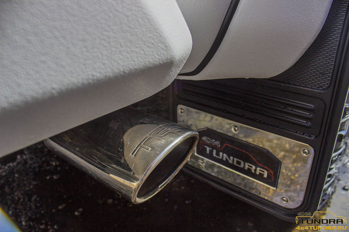 Toyota-Tundra-2014-Rostov-WildBear-14