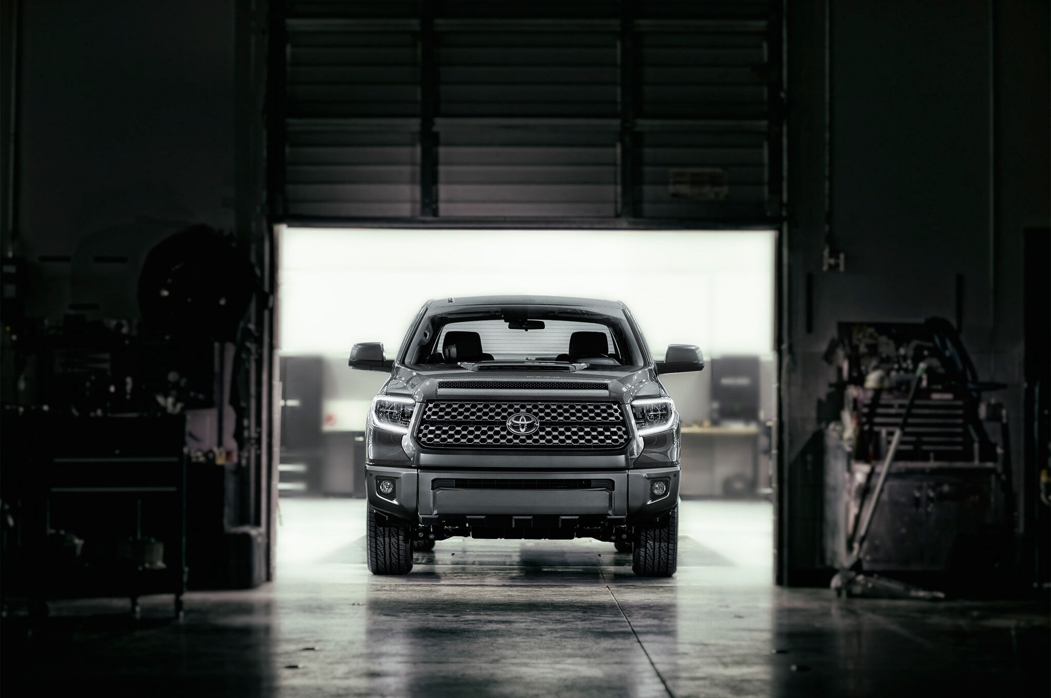 2018-Toyota-Tundra-TRD-Sport-front-end