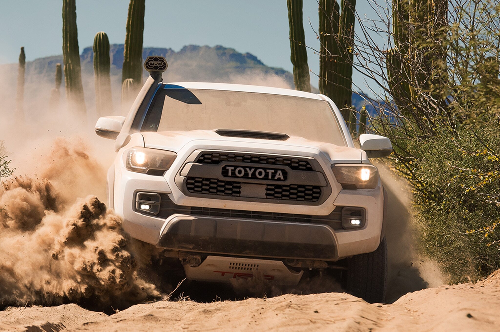 2019-Toyota-Tacoma-TRD-Pro-front-in-motion-01